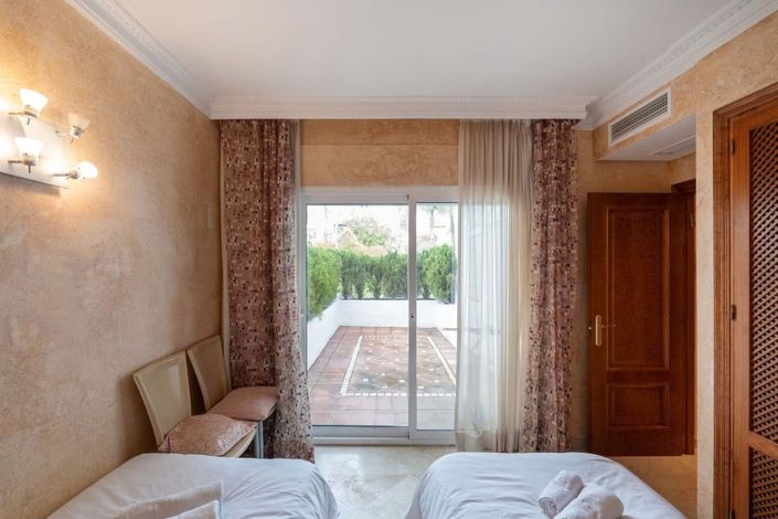 Image No.4-3 Bed Apartment for sale