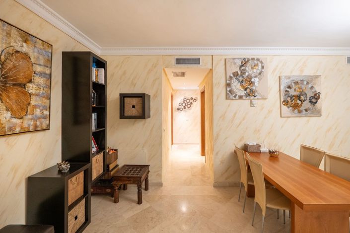 Image No.9-3 Bed Apartment for sale