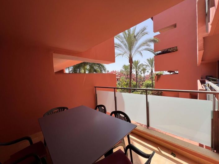 Image No.10-3 Bed Apartment for sale