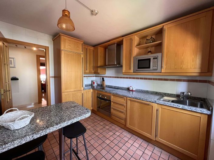 Image No.18-3 Bed Apartment for sale