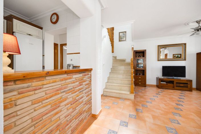 Image No.10-3 Bed Villa for sale