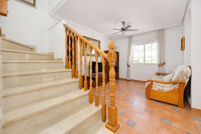 Image No.12-3 Bed Villa for sale