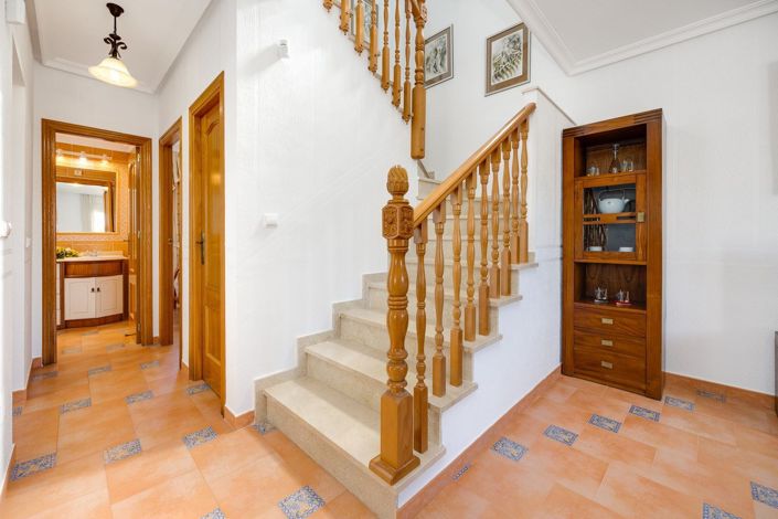 Image No.13-3 Bed Villa for sale