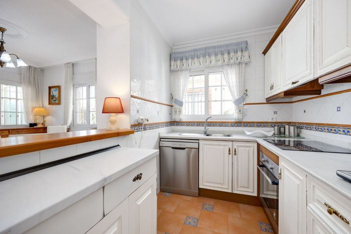 Image No.15-3 Bed Villa for sale