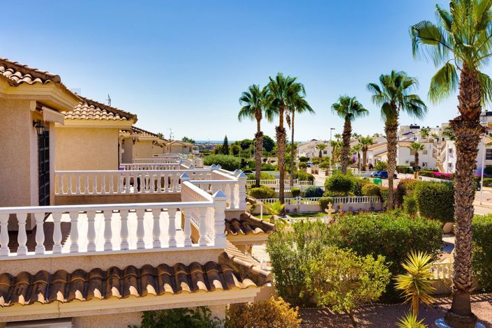 Image No.20-3 Bed Villa for sale