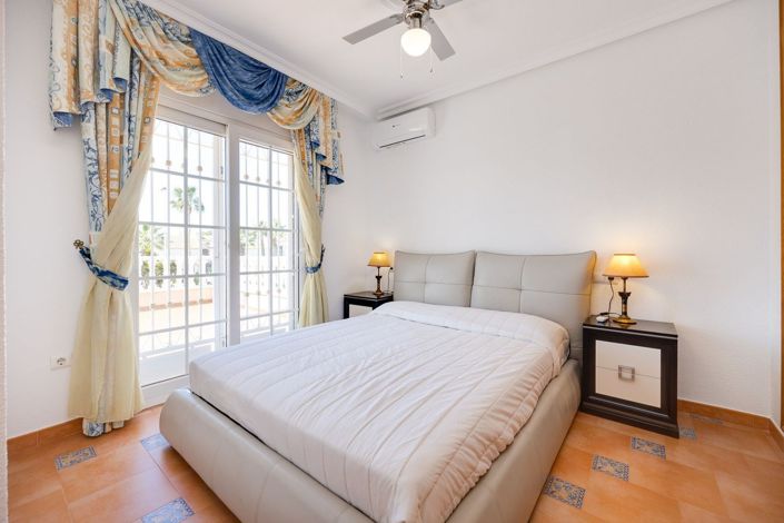 Image No.28-3 Bed Villa for sale