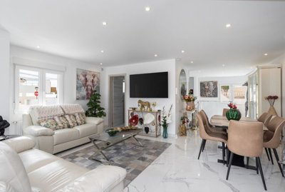 1447-623824-78d1f4f8b6655591b02d22fabb36a692d