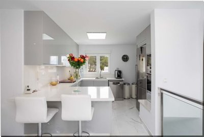 1447-623824-78d1f4f8b6655591b02d22fabb36a692d