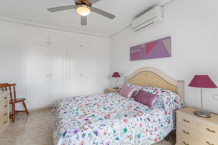 Image No.15-3 Bed Villa for sale