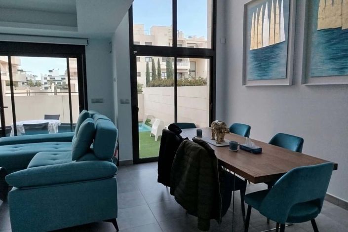 Image No.10-3 Bed Semi-Detached for sale