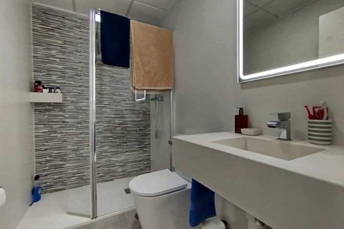 Image No.19-3 Bed Semi-Detached for sale