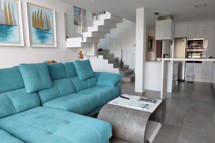 Image No.8-3 Bed Semi-Detached for sale