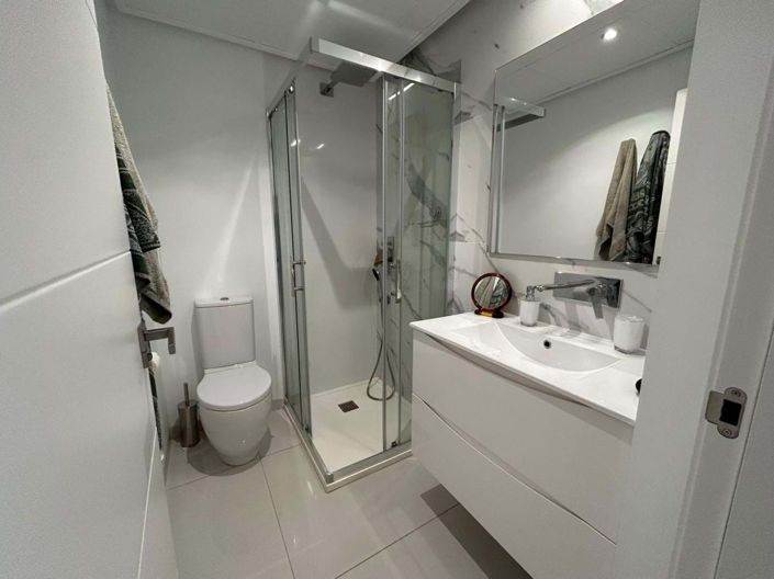 Image No.26-2 Bed Apartment for sale