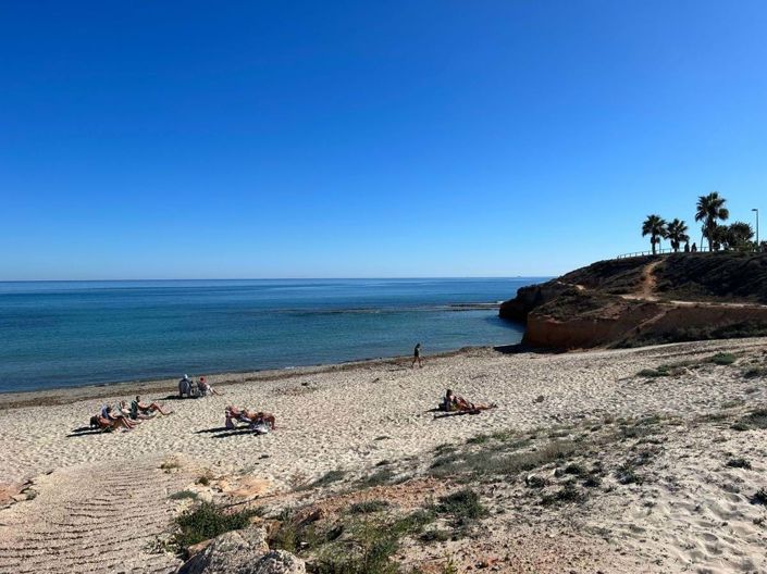 Image No.3-2 Bed Apartment for sale