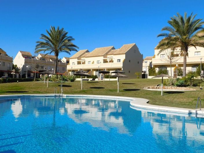 Image No.1-3 Bed Townhouse for sale