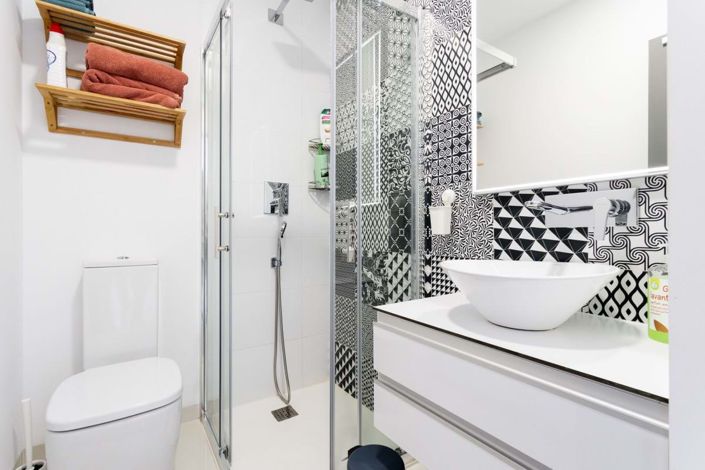 Image No.19-2 Bed Apartment for sale