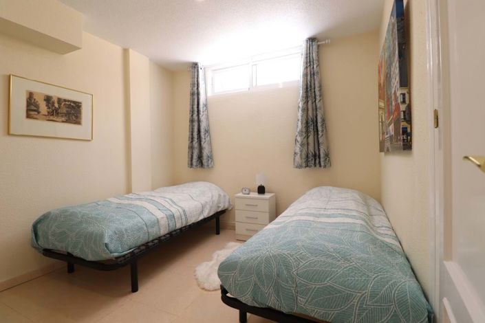 Image No.19-2 Bed Semi-Detached for sale