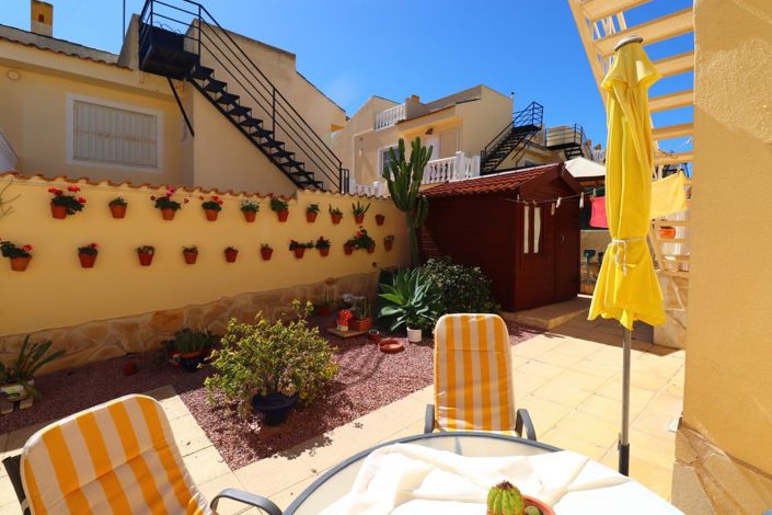 Image No.30-2 Bed Semi-Detached for sale