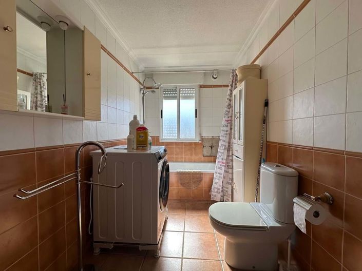 Image No.13-2 Bed Apartment for sale