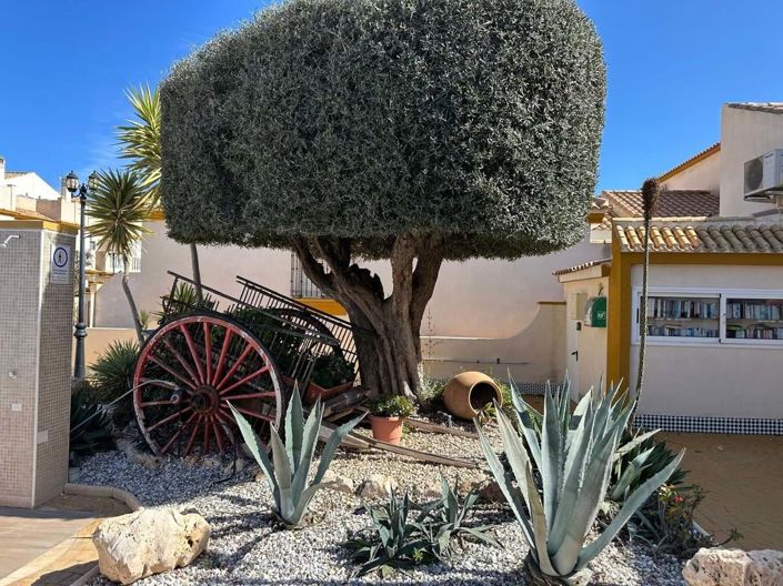 Image No.28-2 Bed Apartment for sale