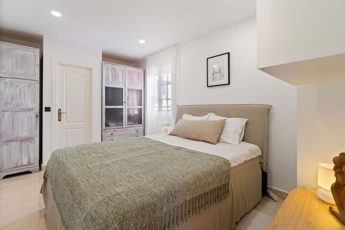 Image No.13-2 Bed Apartment for sale