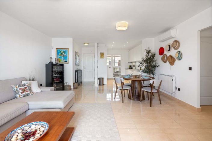 Image No.5-2 Bed Apartment for sale