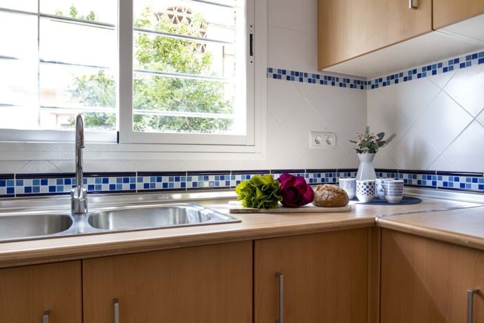 Image No.20-2 Bed Apartment for sale