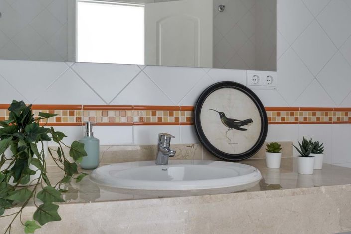 Image No.32-2 Bed Apartment for sale