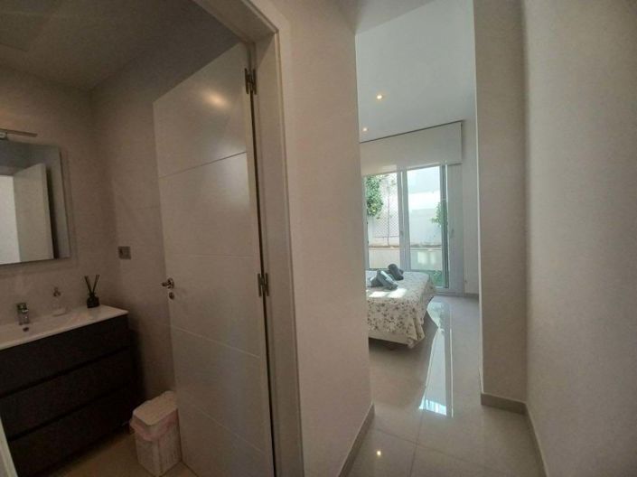 Image No.12-3 Bed Villa for sale