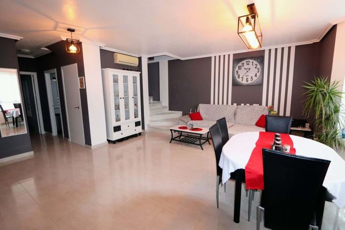 Image No.5-3 Bed Townhouse for sale