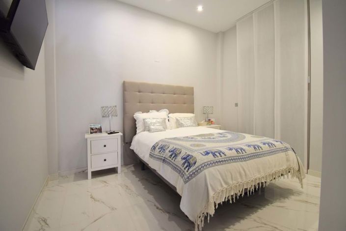 Image No.10-3 Bed Villa for sale