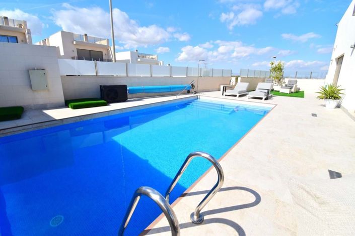 Image No.18-3 Bed Villa for sale