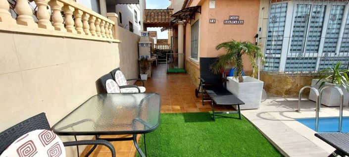 Image No.19-3 Bed Townhouse for sale