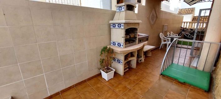 Image No.23-3 Bed Townhouse for sale