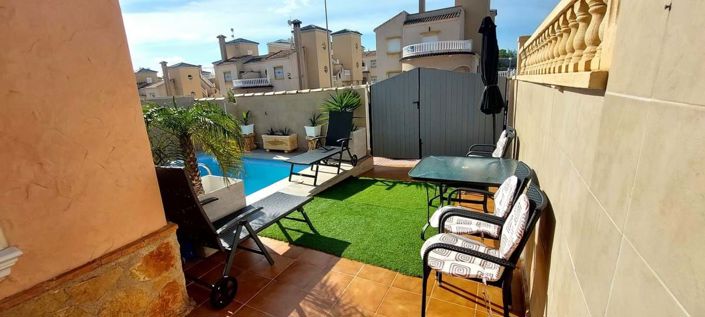 Image No.24-3 Bed Townhouse for sale