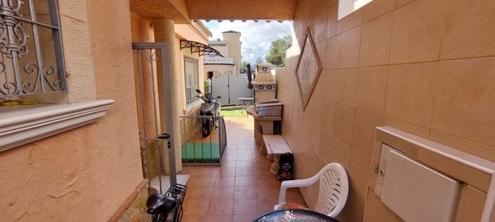 Image No.28-3 Bed Townhouse for sale