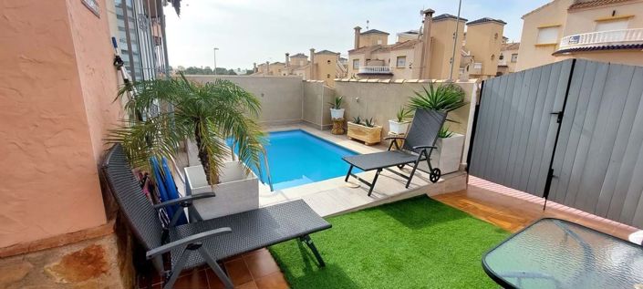 Image No.4-3 Bed Townhouse for sale