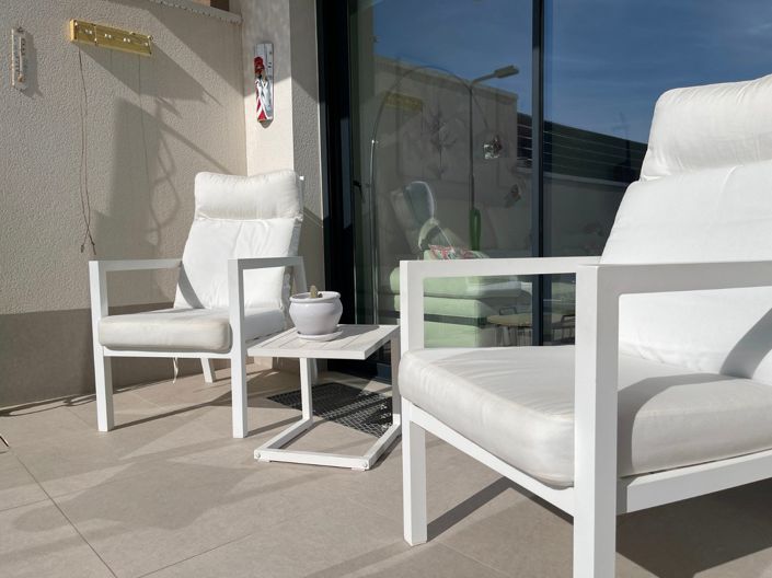 Image No.10-4 Bed Townhouse for sale