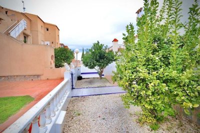 1447-623751-78d1f4f8b6655591b02d22fabb36a692d