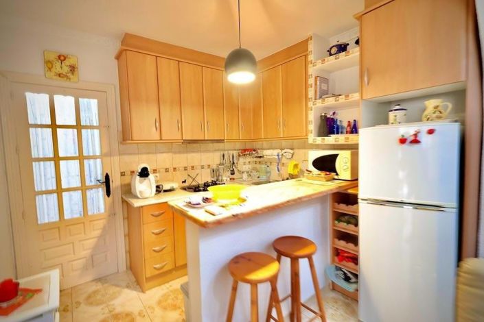 Image No.4-2 Bed Townhouse for sale