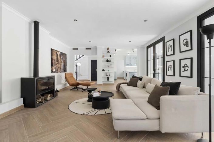 Image No.7-4 Bed Villa for sale