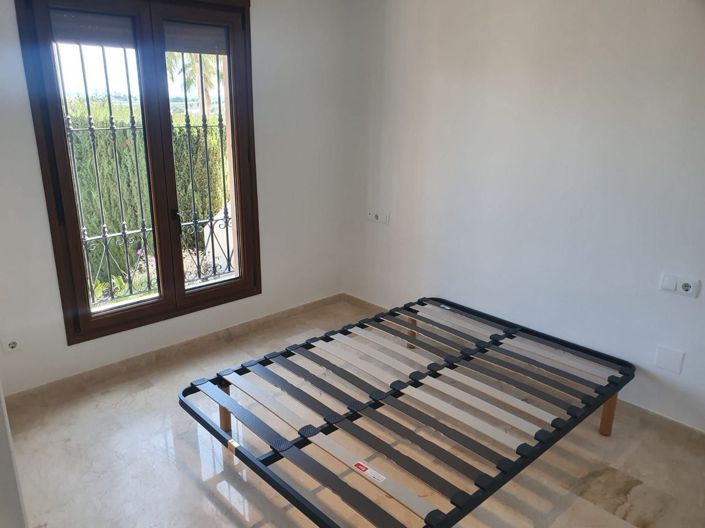 Image No.20-2 Bed Bungalow for sale