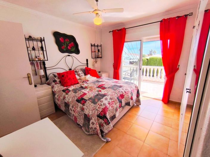 Image No.12-3 Bed Villa for sale