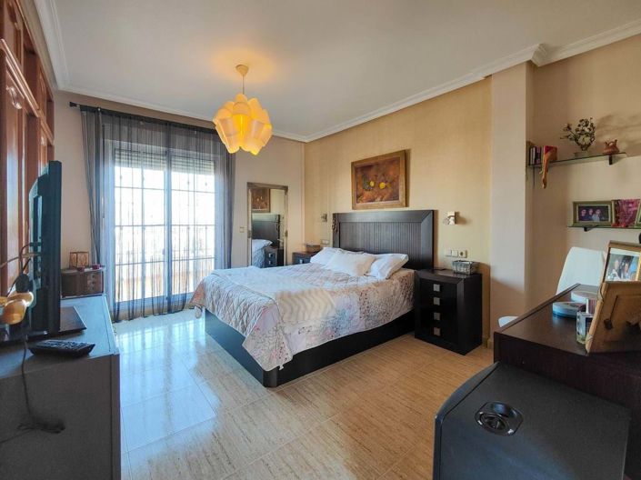 Image No.35-3 Bed Villa for sale