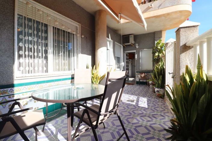 Image No.1-3 Bed Apartment for sale
