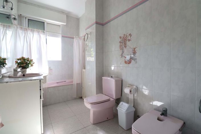 Image No.14-3 Bed Apartment for sale