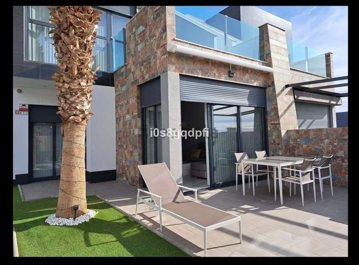 Image No.11-3 Bed Villa for sale