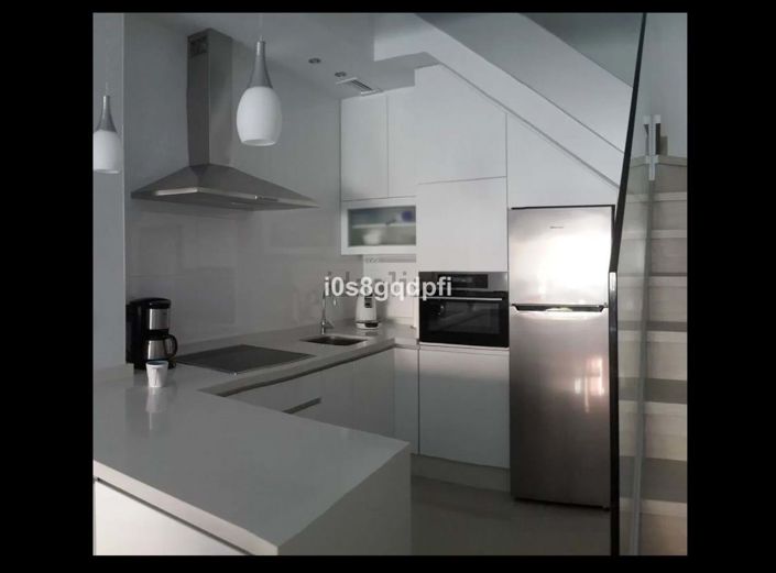 Image No.3-3 Bed Villa for sale