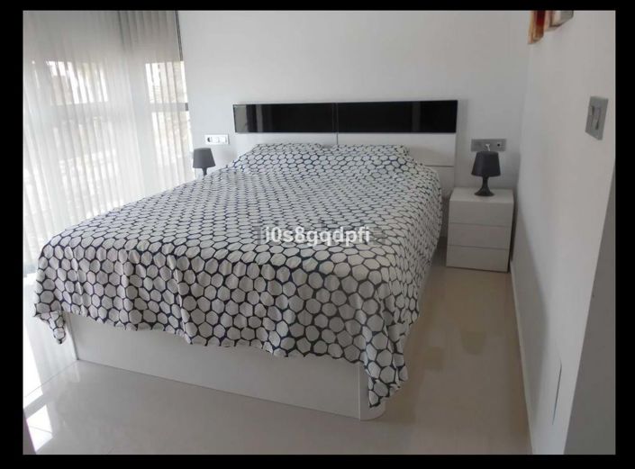 Image No.9-3 Bed Villa for sale