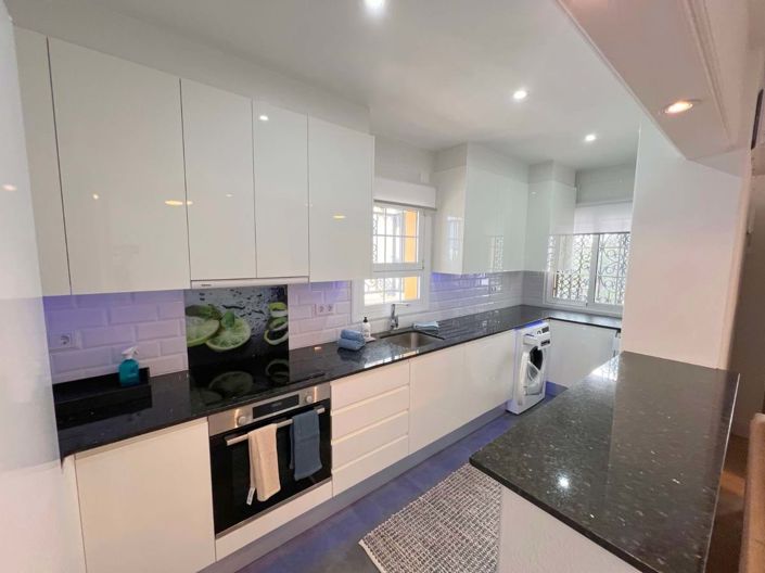 Image No.7-3 Bed Villa for sale